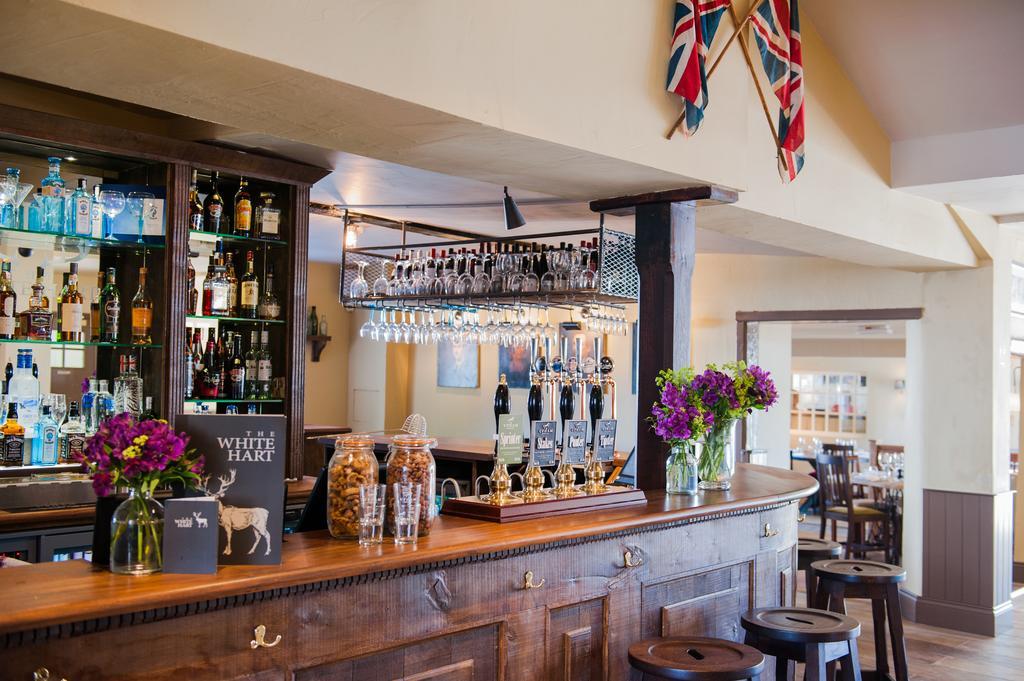 The White Hart, Overton Ngoại thất bức ảnh
